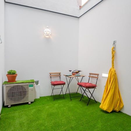 Coxim - com pátio em pleno coração de Aveiro Apartamento Exterior foto